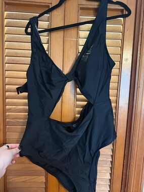 Black Knot Front Cutout One-Piece Swimsuit